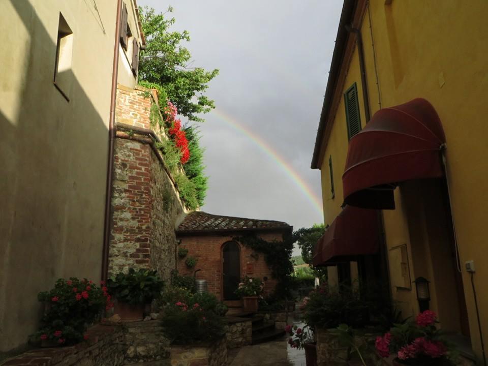Il Conte Matto Hotel Trequanda Luaran gambar